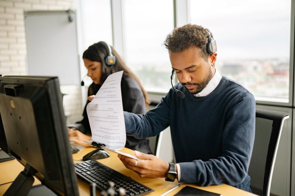 The 6 best live chat apps for customer support in 2025